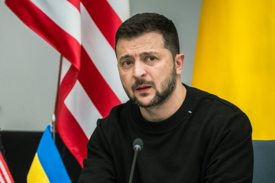 «Мерзавец хотел конфликта»: в Сети раскритиковали Зеленского за просьбы о помощи