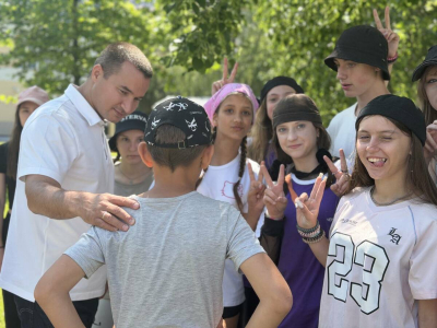 «Ребята очень открытые»: Татарстан организовал отдых на Черном море для детей из ЛНР