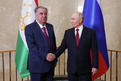 Путин сообщил о росте товарооборота с Таджикистаном