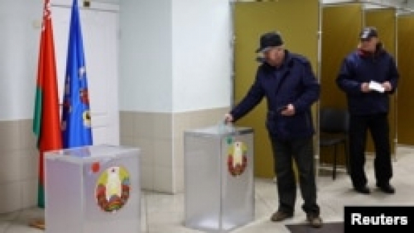 В Беларуси проходят выборы президента, на них пять кандидатов