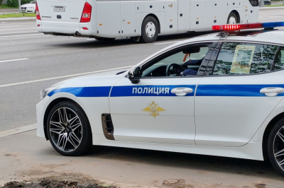Фура с пиломатериалами опрокинулась на трассе М-4 «Дон»